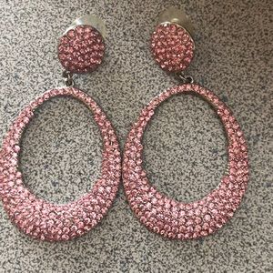 Pink crystal dangling earrings